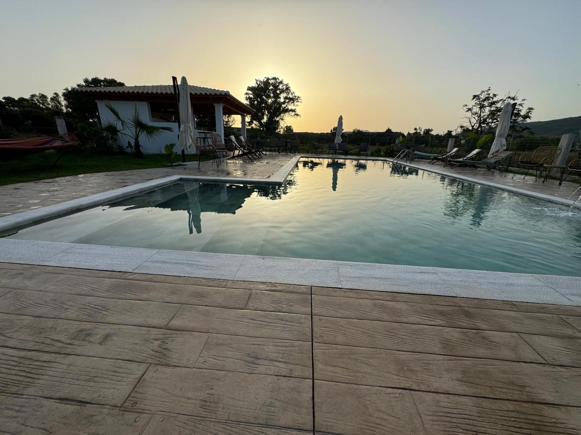 Aparthotel Kapetanios Luxury Agios Georgios  Esterno foto