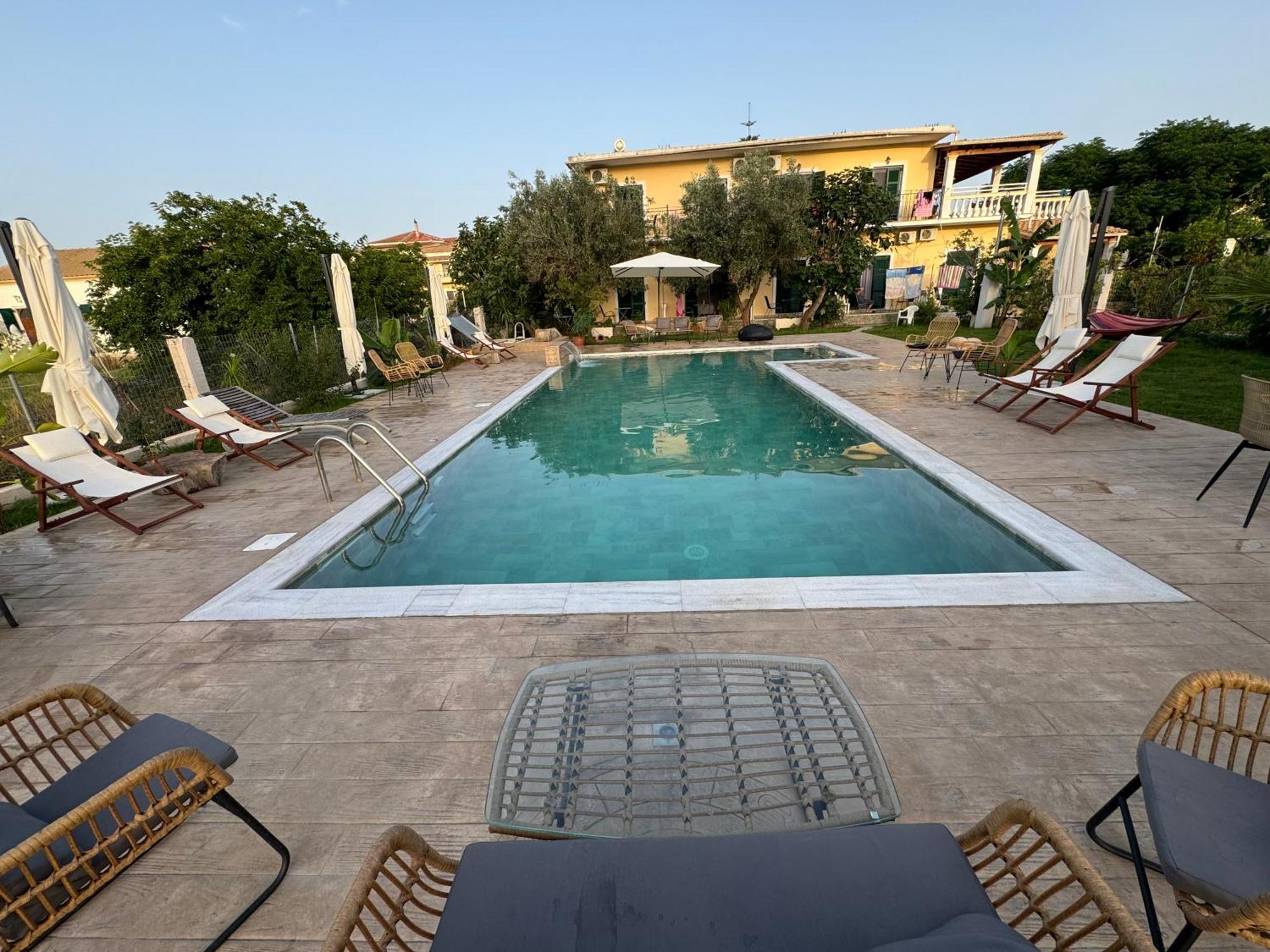 Aparthotel Kapetanios Luxury Agios Georgios  Esterno foto