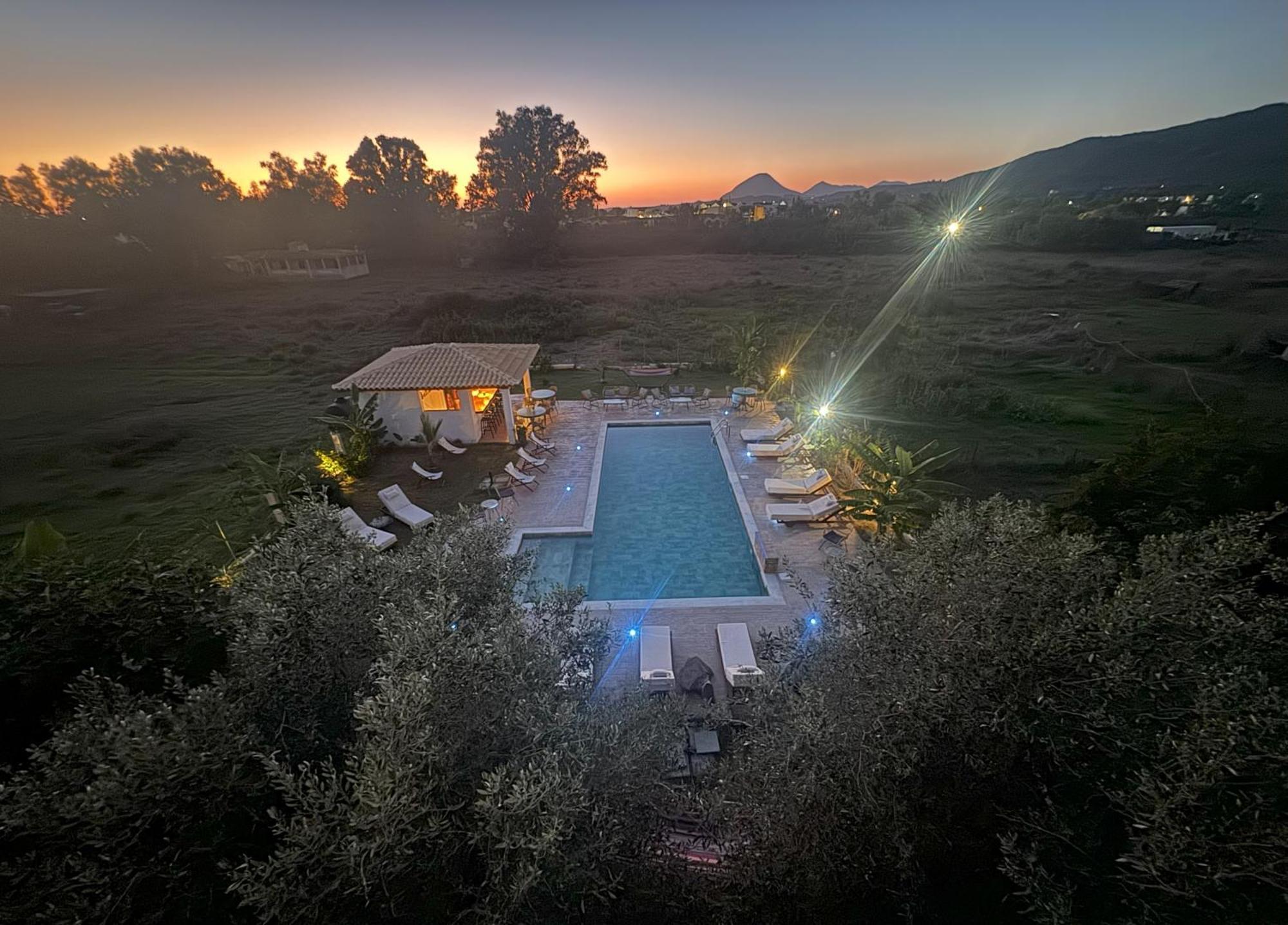 Aparthotel Kapetanios Luxury Agios Georgios  Esterno foto